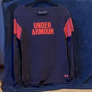 Under Armour top
